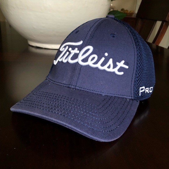 Titleist Other - New Era Titleist FJ PRO V1 Large-XL Fitted Hat